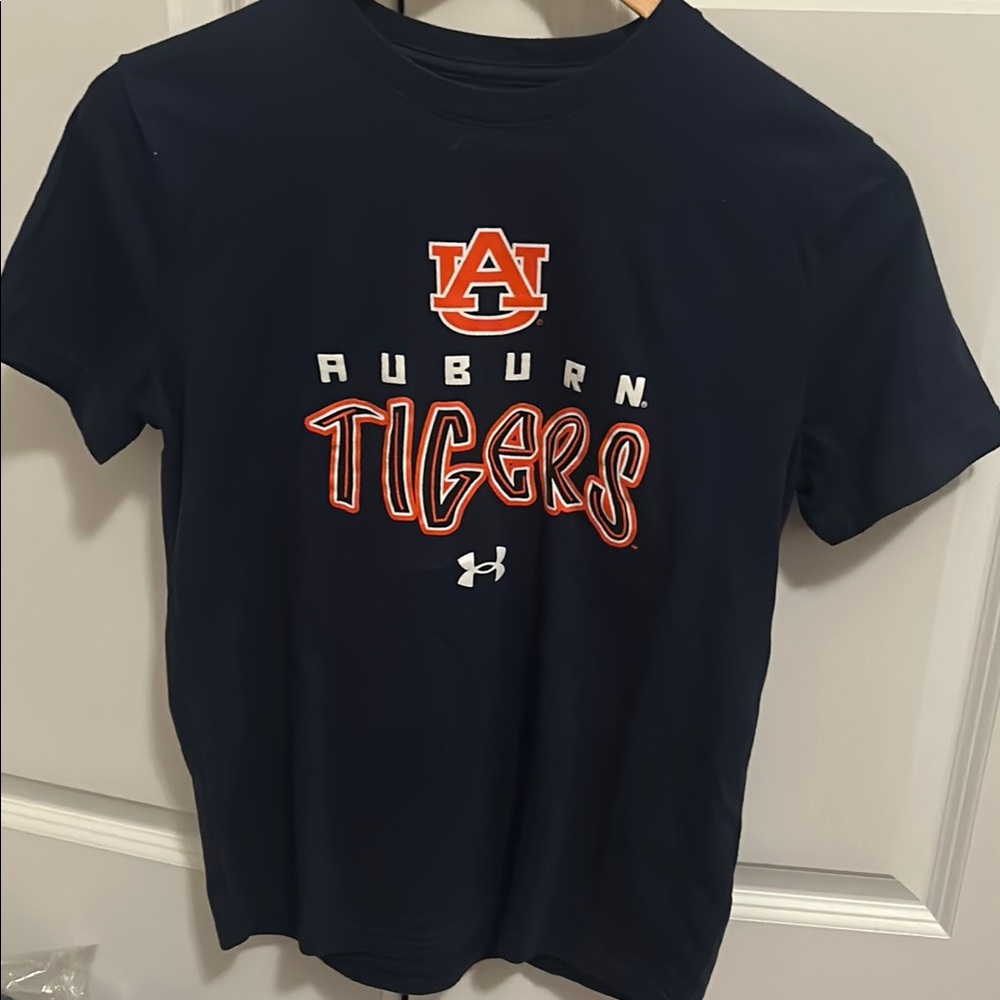Under Armour Auburn Tigers L Kids Navy Shirt